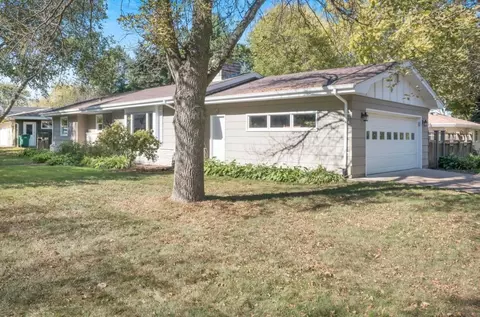 1504 Linden St W, Stillwater, MN 55082