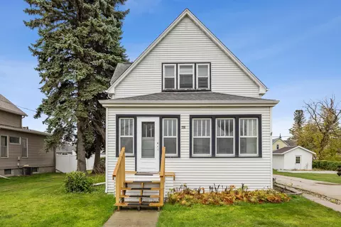 407 1st Ave SE, Dilworth, MN 56529
