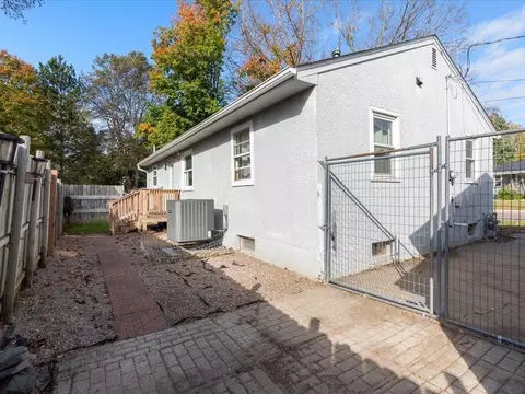Exterior - 1202 J St NE, Brainerd, MN 56401 photo 2 of 8