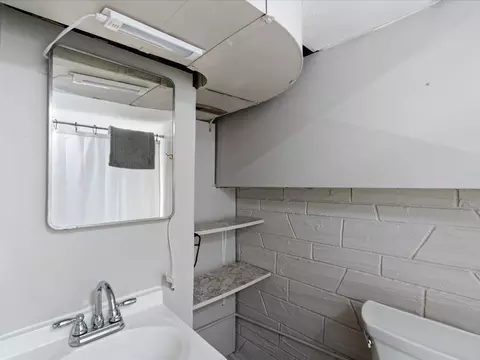 Bath - 1202 J St NE, Brainerd, MN 56401 photo 3 of 4