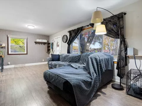 Living - 1202 J St NE, Brainerd, MN 56401 photo 2 of 2