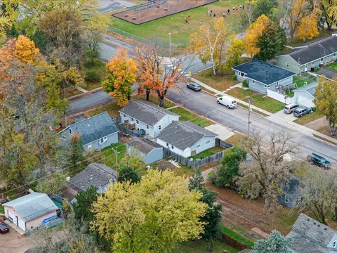 View/Area - 1202 J St NE, Brainerd, MN 56401 photo 2 of 9