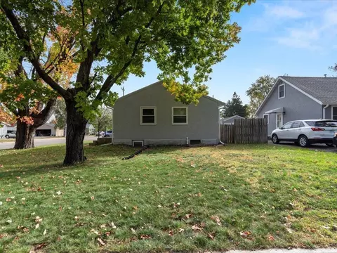 Exterior - 1202 J St NE, Brainerd, MN 56401 photo 7 of 8