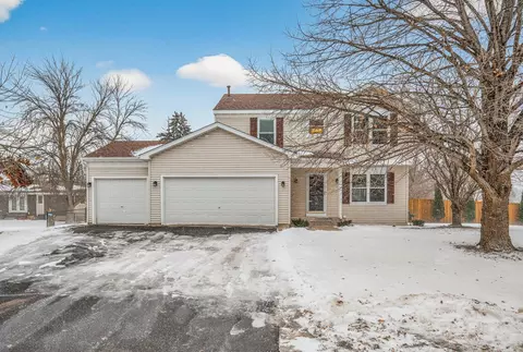 20482 Idaho Ave, Lakeville, MN 55044