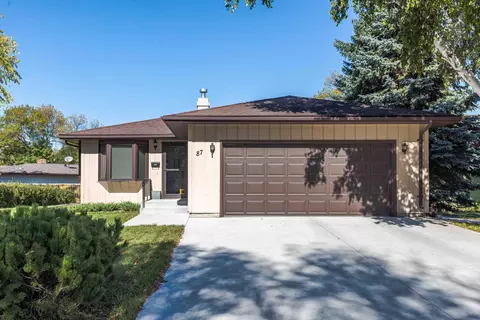 87 28th Ave N, Fargo, ND 58102