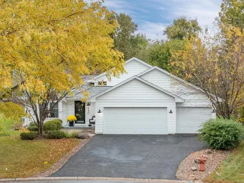 2170 Wellers Cir, Chaska, MN 55318