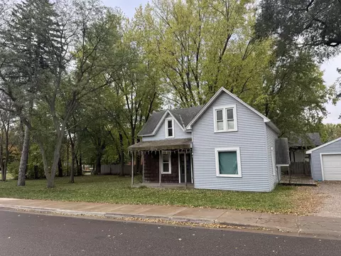 87 Maple Ave N, Delano, MN 55328
