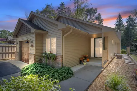 670 Birch Ln S, Shoreview, MN 55126