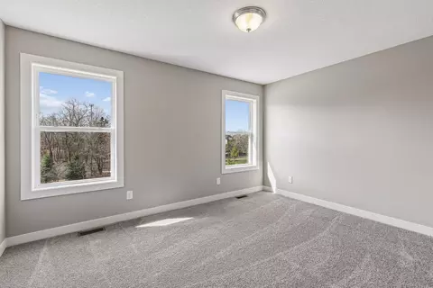 Bedroom - 1330 Interlachen Dr, Eagan, MN 55123 photo 7 of 8