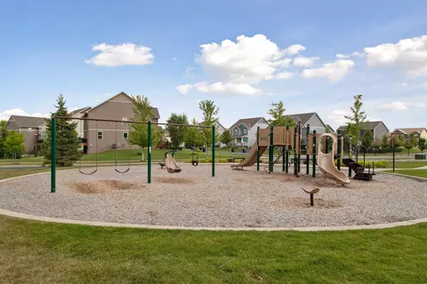 View/Area - 1330 Interlachen Dr, Eagan, MN 55123 photo 6 of 8
