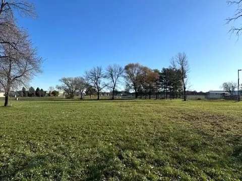 3 Nn 10th Ave S, Waite Park, MN 56387