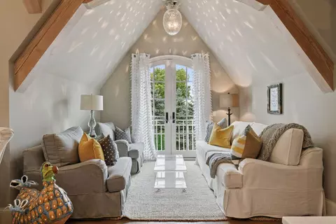 Living - 2789 Pheasant Rd, Excelsior, MN 55331 photo 7 of 13