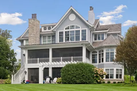 Exterior - 2789 Pheasant Rd, Excelsior, MN 55331 photo 3 of 19