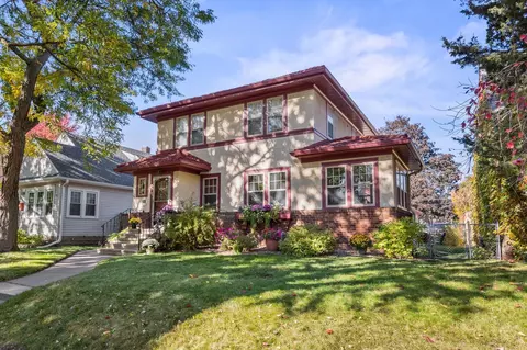 733 Sherwood Ave, Saint Paul, MN 55106