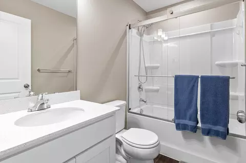 Bath - 20168 78th Pl, Corcoran, MN 55340 photo 3 of 3