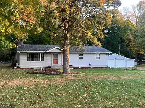 10306 Hemlock St NW, Annandale, MN 55302