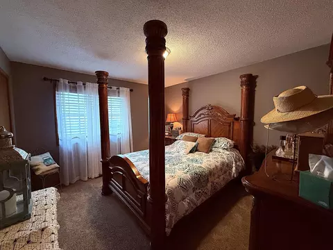 Bedroom - 1402 William Ave, Montevideo, MN 56265 photo 1 of 10