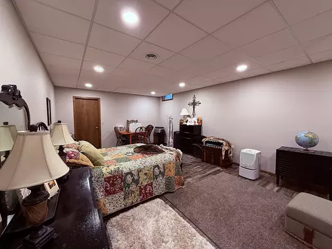 Bedroom - 1402 William Ave, Montevideo, MN 56265 photo 8 of 10
