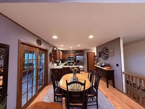Dining - 1402 William Ave, Montevideo, MN 56265 photo 2 of 7
