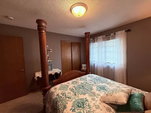 Bedroom - 1402 William Ave, Montevideo, MN 56265 photo 2 of 10