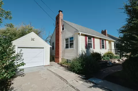 608 E 7th St, Red Wing, MN 55066