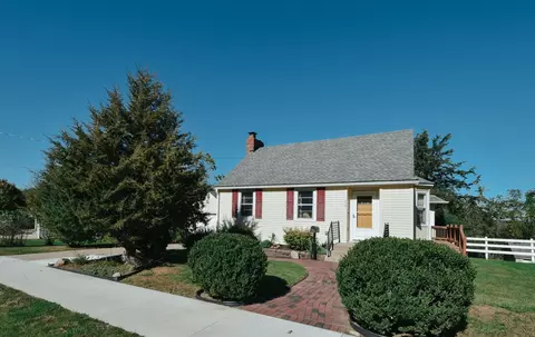 608 E 7th St, Red Wing, MN 55066 photo 2