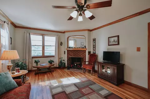 608 E 7th St, Red Wing, MN 55066 photo 4