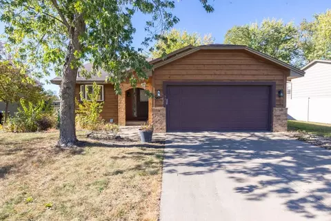 3645 E Mineral Pond Blvd, Anoka, MN 55303