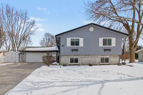 1195 Van Buren St S, Shakopee, MN 55379