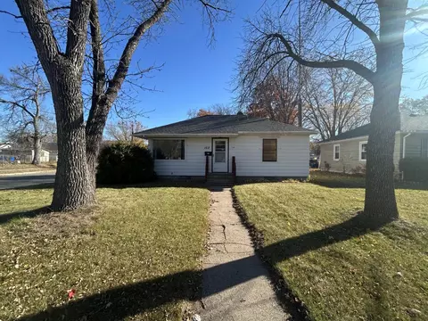 Exterior - 152 33rd Ave N, Saint Cloud, MN 56303 photo 2 of 2