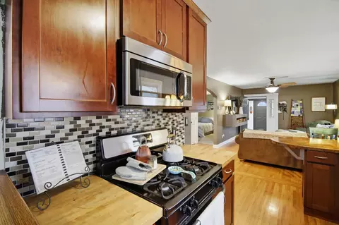 Kitchen - 611 8th Ave SW, Austin, MN 55912 photo 3 of 3