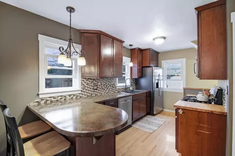 Kitchen - 611 8th Ave SW, Austin, MN 55912 photo 2 of 3
