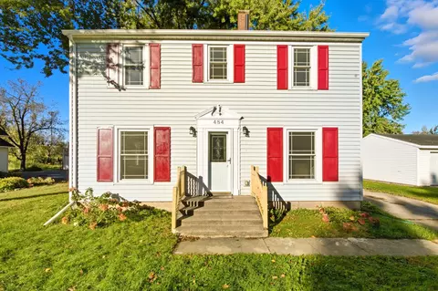 484 State St S, Eden Valley, MN 55329
