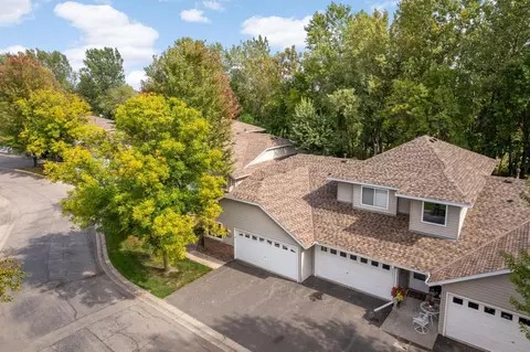 1262 Island Dr, Forest Lake, MN 55025