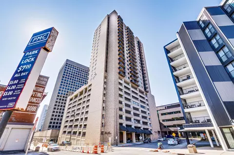 66 9th St E #2408, Saint Paul, MN 55101