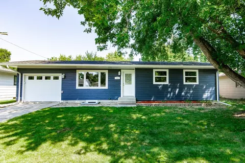 226 10 12 Ave W, West Fargo, ND 58078