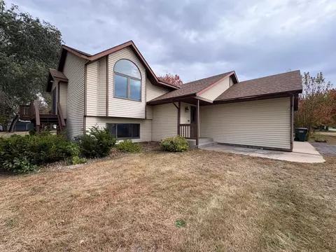 408 4th St NW, Avon, MN 56310 photo 2