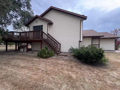 408 4th St NW, Avon, MN 56310 photo 3