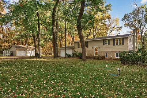 8230 Viking Blvd NE, Wyoming, MN 55092