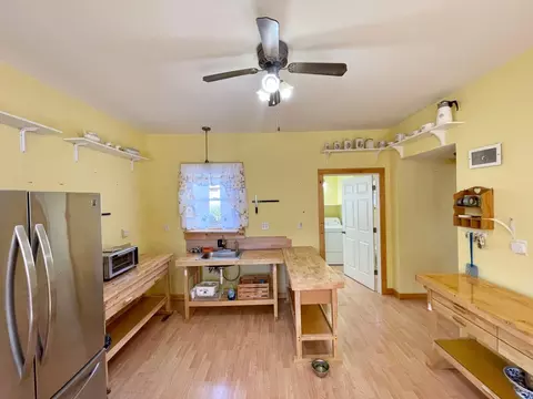18 S Spring Ave, Springfield, MN 56087 photo 7