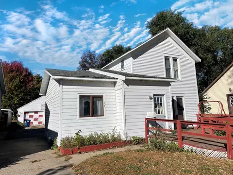 18 S Spring Ave, Springfield, MN 56087 photo 2