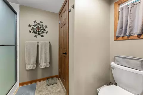 Bath - 1589 Devils Lake Dr, Mora, MN 55051 photo 2 of 4