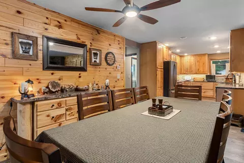 Dining - 1589 Devils Lake Dr, Mora, MN 55051 photo 6 of 6