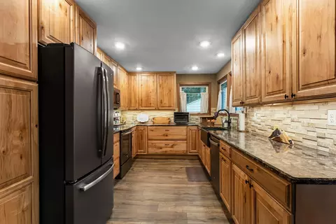 Kitchen - 1589 Devils Lake Dr, Mora, MN 55051 photo 1 of 5