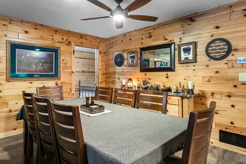 Dining - 1589 Devils Lake Dr, Mora, MN 55051 photo 2 of 6