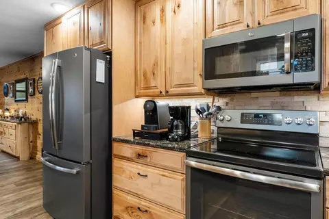 Kitchen - 1589 Devils Lake Dr, Mora, MN 55051 photo 3 of 5