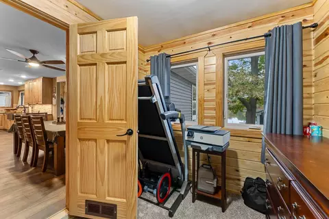 Entry Way - 1589 Devils Lake Dr, Mora, MN 55051 photo 3 of 4