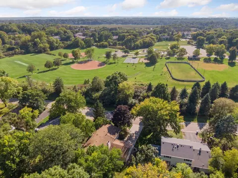 10960 Northmark Dr, Eden Prairie, MN 55344