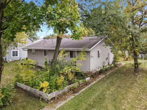Exterior - 430 Amy St, Maynard, MN 56260 photo 2 of 8