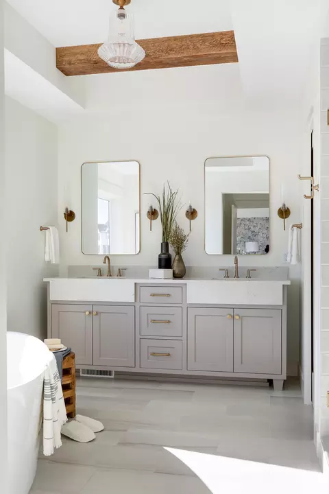 Bath - 161 3rd St, Excelsior, MN 55331 photo 3 of 5